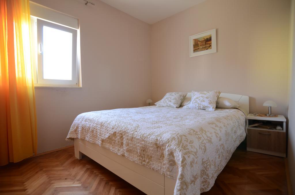 Apartment Emi Sukošan Zewnętrze zdjęcie