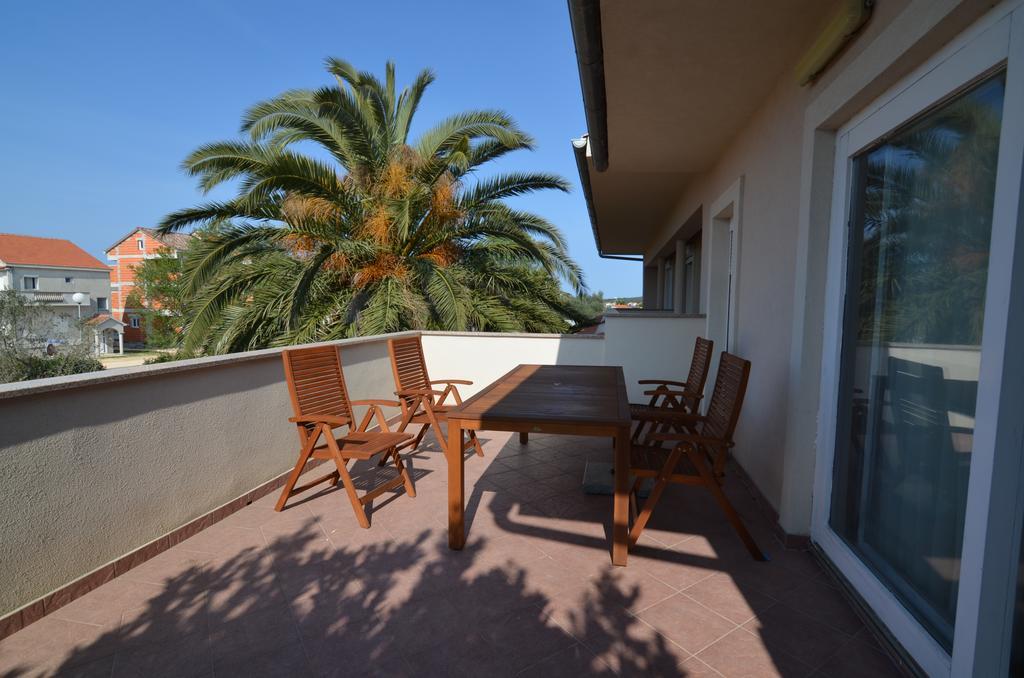 Apartment Emi Sukošan Zewnętrze zdjęcie