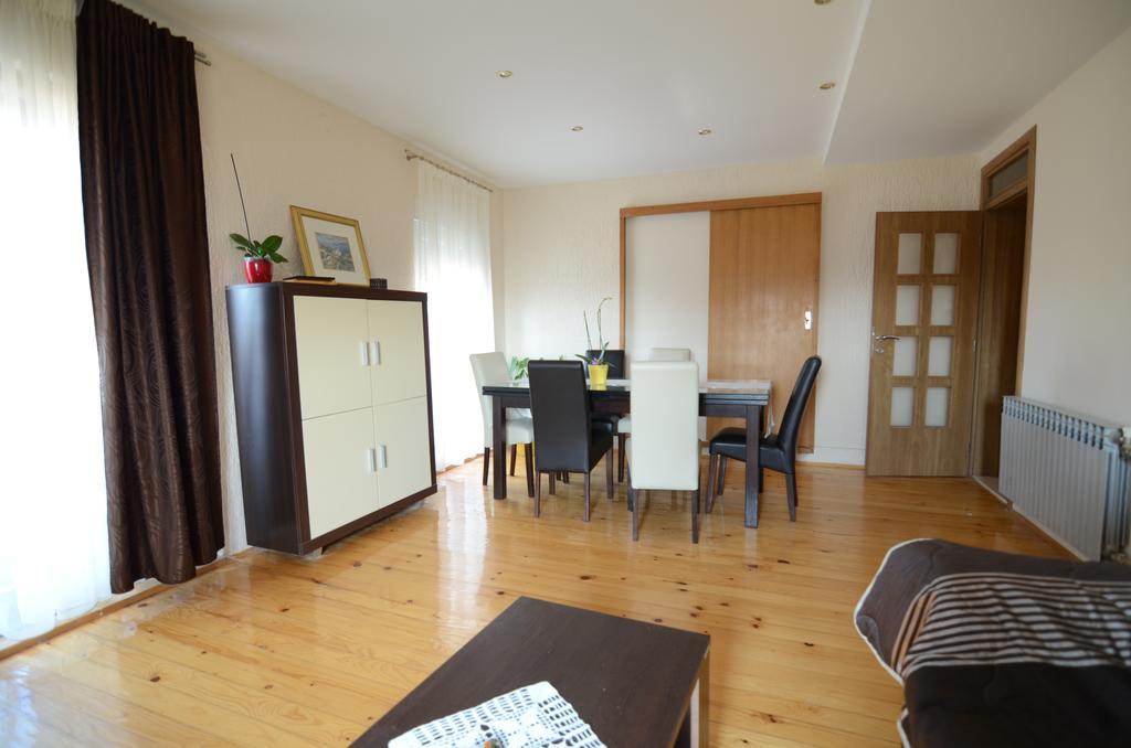 Apartment Emi Sukošan Zewnętrze zdjęcie