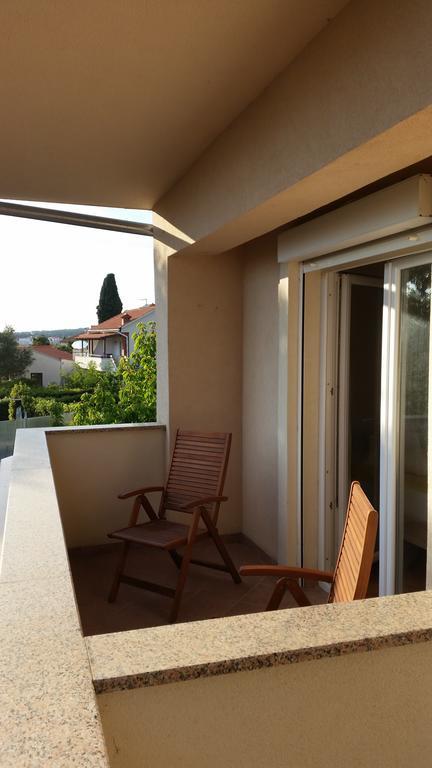 Apartment Emi Sukošan Zewnętrze zdjęcie