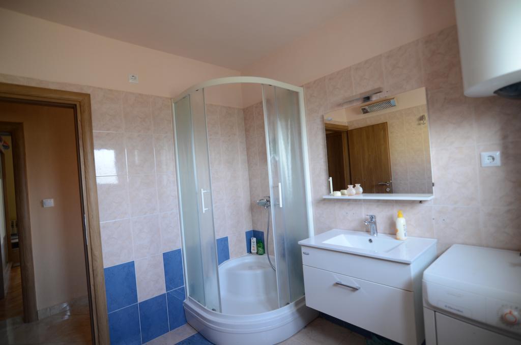Apartment Emi Sukošan Zewnętrze zdjęcie